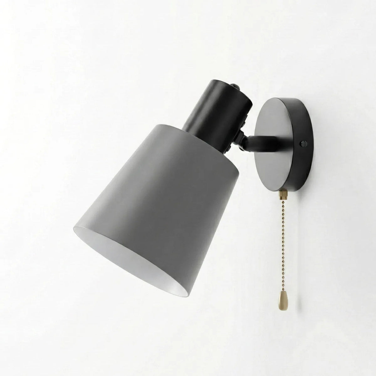Modern Adjustable Wall Sconce with Pull Chain Switch E27